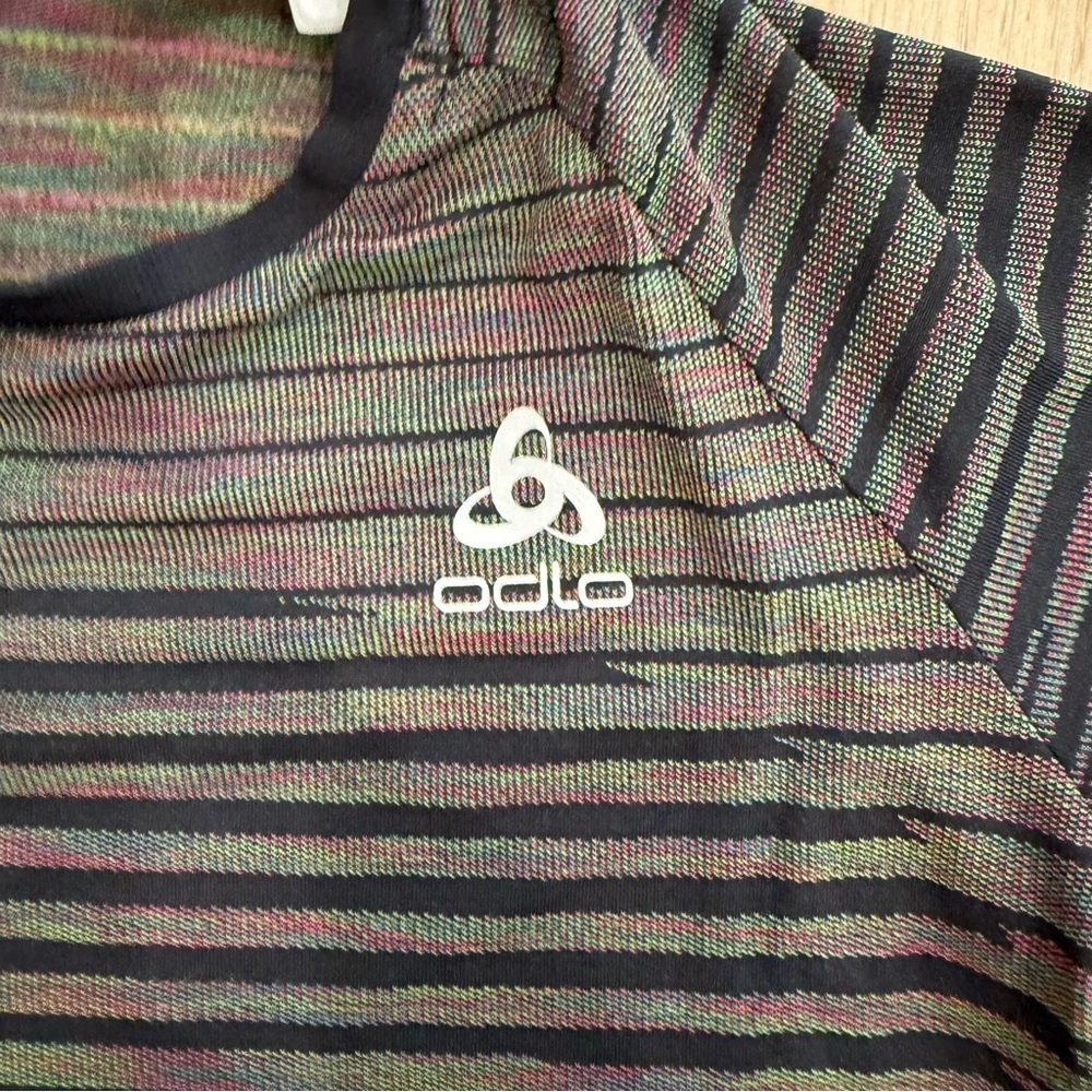 Odlo Women's Ceramicool Striped Short Sleeve Tee - Black - Picture 8 of 9